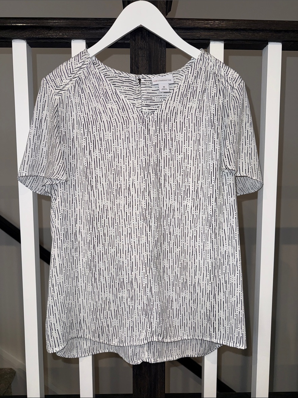 Liz Claiborne V-Neck Women's Blouse